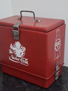 Fallout Nuka Cola Vault Boy Vintage Metal Wet/Dry Multi Level Cooler